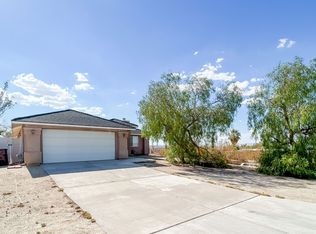 7380 Sahara Ave, Twentynine Palms, CA 92277