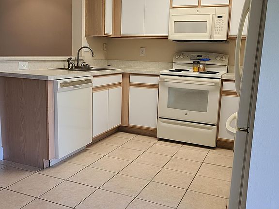 3rd image of 6246 Osprey Lake Cir