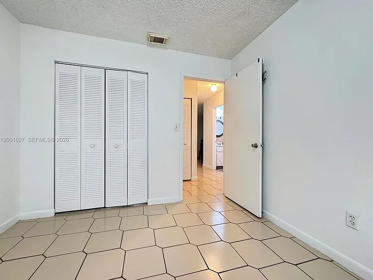 10765 SW 4th St — Photo 7