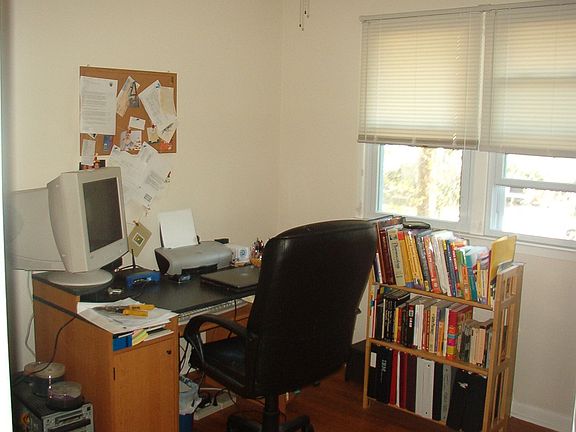 Office/Bedroom 3