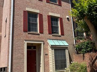 870 N Jackson St, Arlington, VA 22201