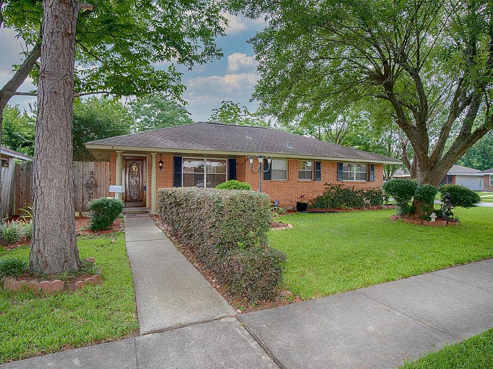 1st image of 1907 Patricia Ln