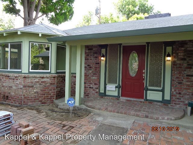1st image of 471 Buckeye St