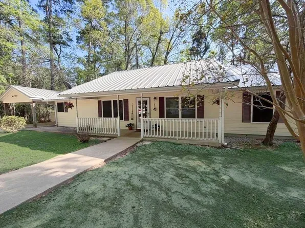 123 Sea Gull Dr, Livingston, TX 77351