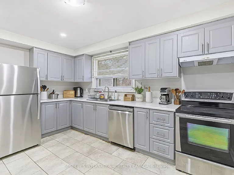 957 Beechwood Ave #UPPER — Photo 12