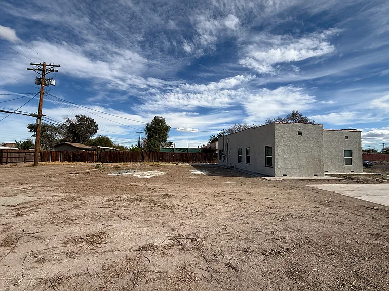 1434 W Euclid Ave — Photo 26