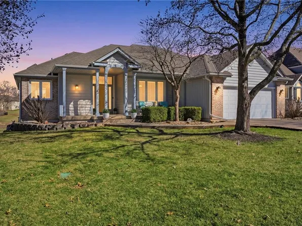 4301 SW Sapelo Dr, Lees Summit, MO 64082