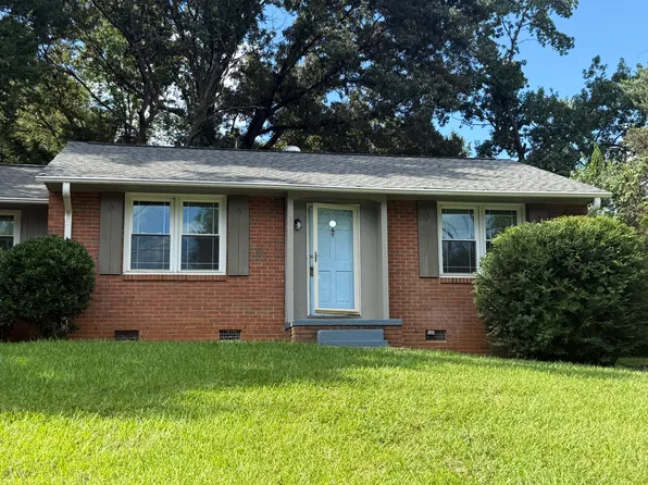 5232 Queen Anne Rd, Charlotte, NC 28217