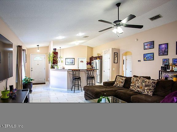 5th image of 1228 GREEN COVE Avenue