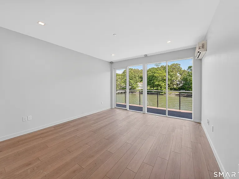 253 Riverside Ave #201 — Photo 7