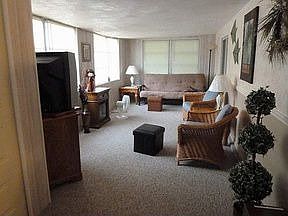 4th image of 274 Ponce De Leon Dr
