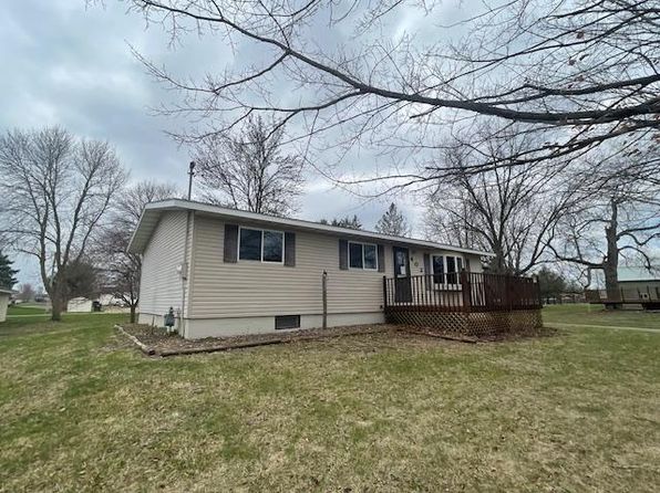 402 Main St W, Morristown, MN 55052