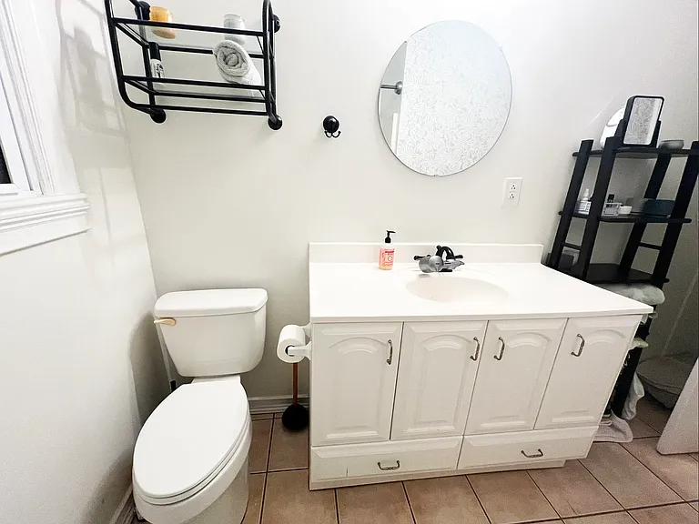 4411 Woodmere St #4411 — Photo 11