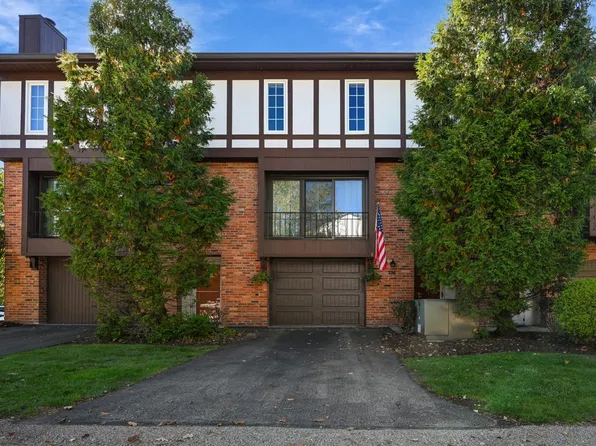 236 Woodbridge Dr, Pittsburgh, PA 15237