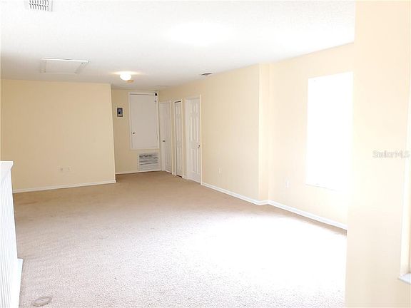 2nd image of 521 Lakeview Dr