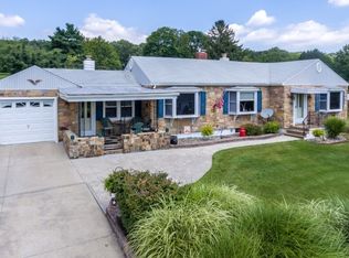 3 Fernwood Rd, Milford, NJ 08848