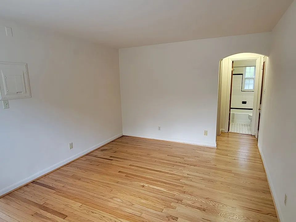 Bedford Gardens Apartments