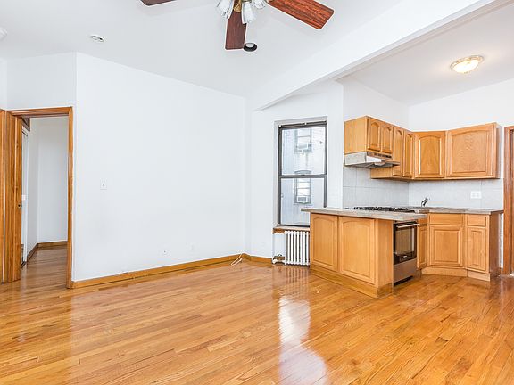 4th image of 26-18 18th St #3CC