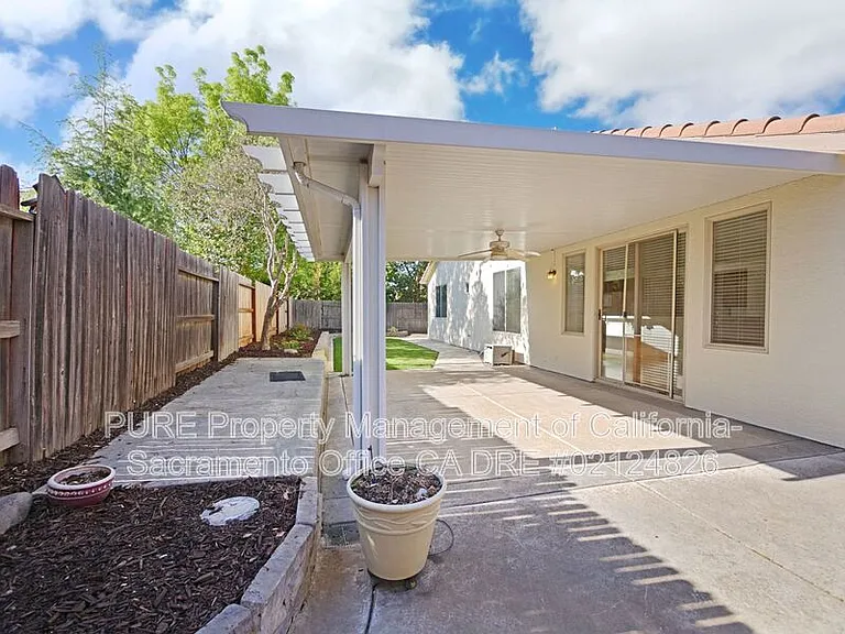 1732 Bamboo St — Photo 29