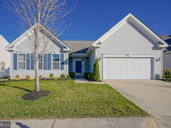 7 Shelly St, Sicklerville, NJ 08081