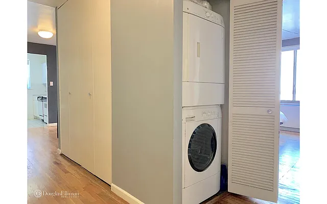 Rented by Douglas Elliman | media 14