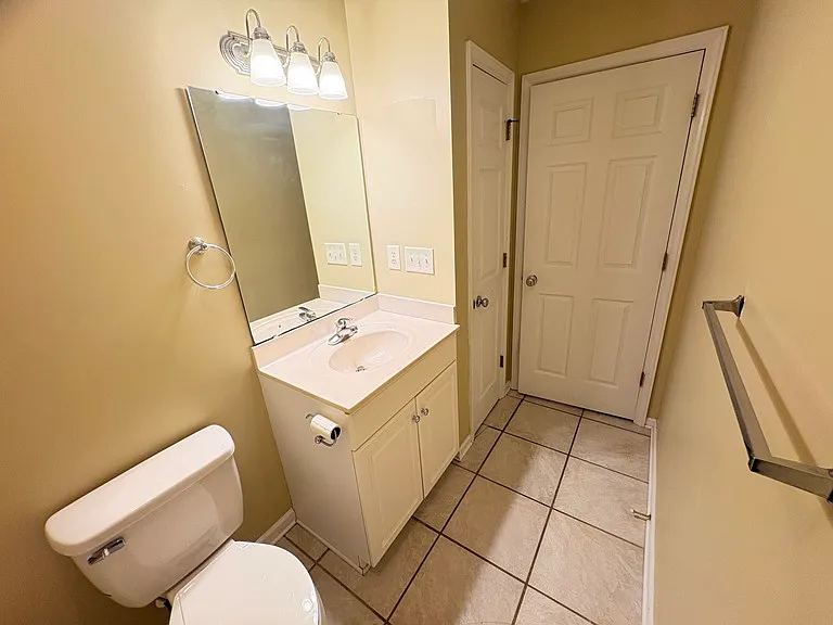 338 Farina Dr — Photo 11