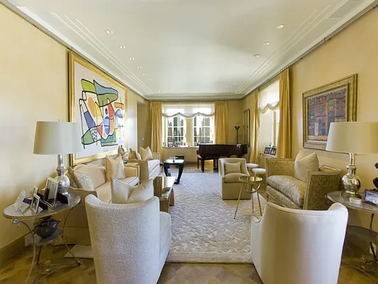 Sold by Sotheby's International Realty | media 1