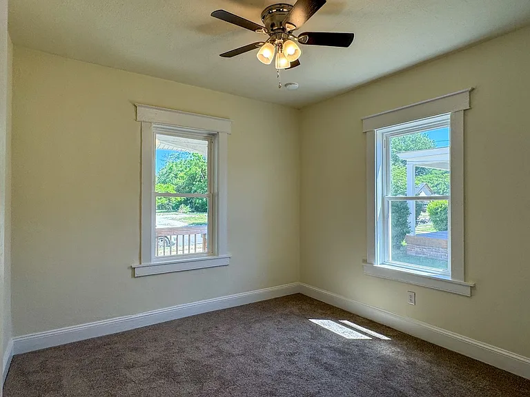 1014 Hamilton Ave — Photo 15