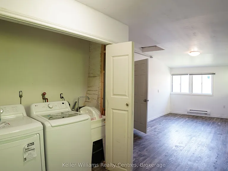 726 Berford St — Photo 9