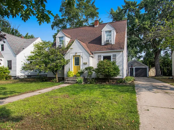 231 W 24th St, Holland, MI 49423