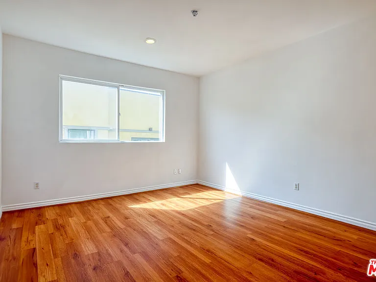 1030 S Norton Ave #6 — Photo 10