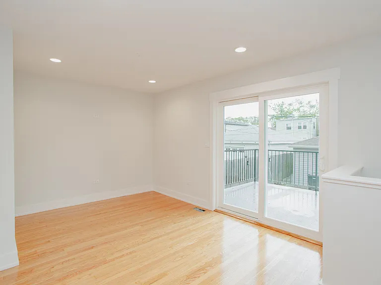 5509 N Central Ave — Photo 11