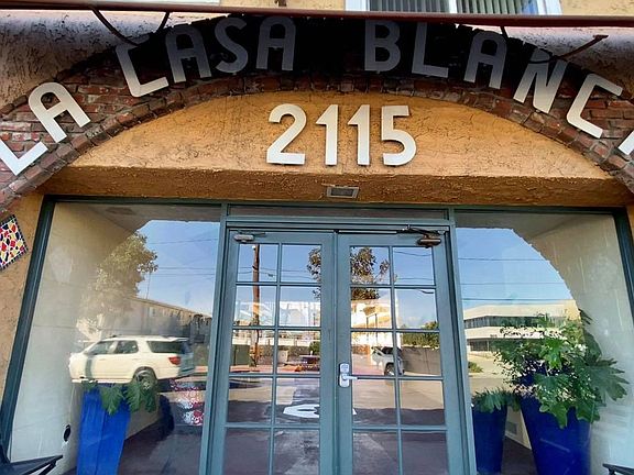 4th image of 2115 Placentia Ave APT 23