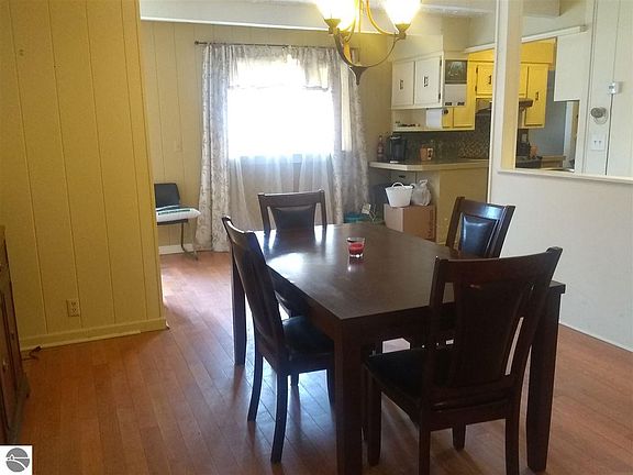 2nd image of 2127 Whitetail Dr