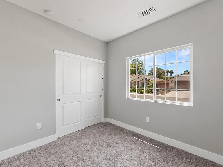 946 Irem Way — Photo 12