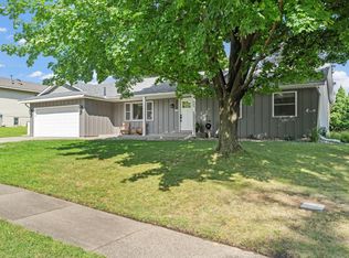4928 142nd Path W, Apple Valley, MN 55124