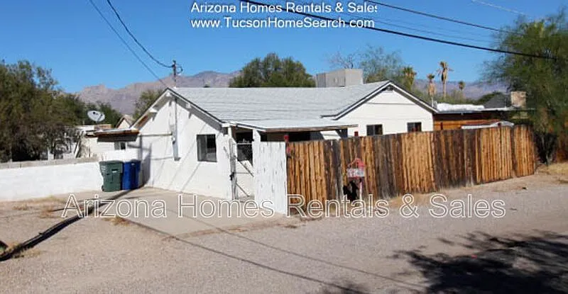 3 bed, 2.0 bath, 1515 sqft, $1,495 — Photo 1