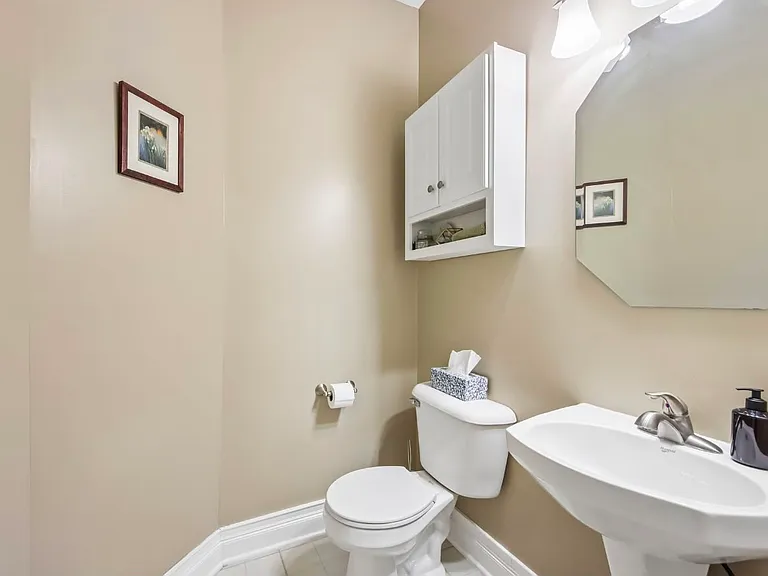 612 Shakespeare Dr — Photo 4