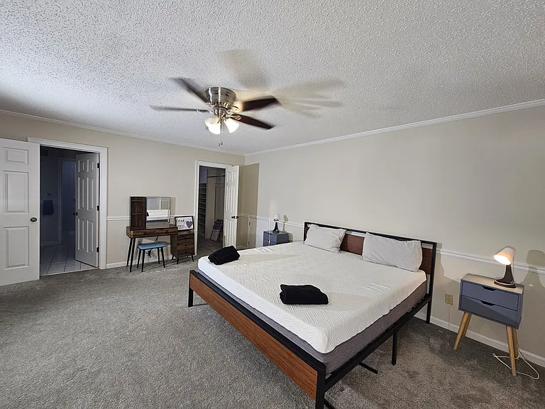 516 S Yates Rd — Photo 33
