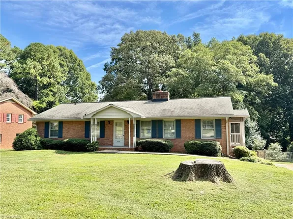 2541 Weymoth Rd, Winston Salem, NC 27103