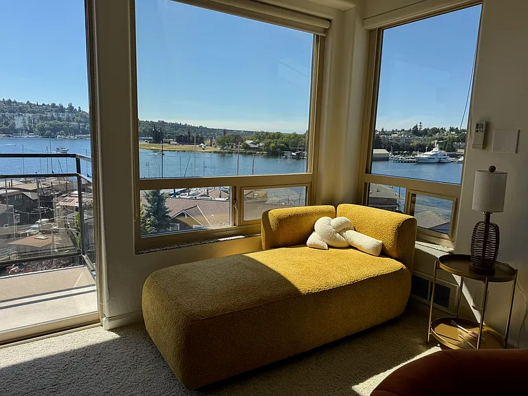 2714 Fairview Ave E #501 — Photo 7