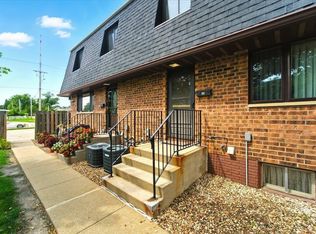 3620 Mount Vernon Rd SE APT 11, Cedar Rapids, IA 52403