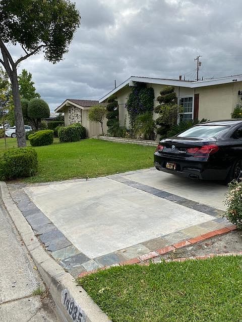 1st image of 14935 Badlona Dr