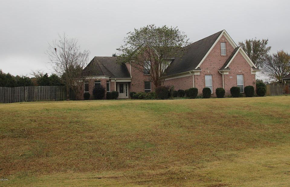 1st image of 3334 Marcia Louise Dr
