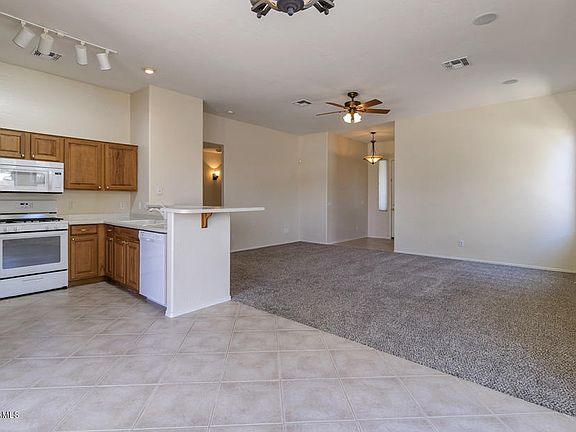 5th image of 14731 N 132nd Ct