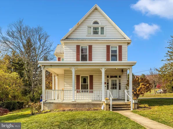 17 N Altamont Ave, Thurmont, MD 21788