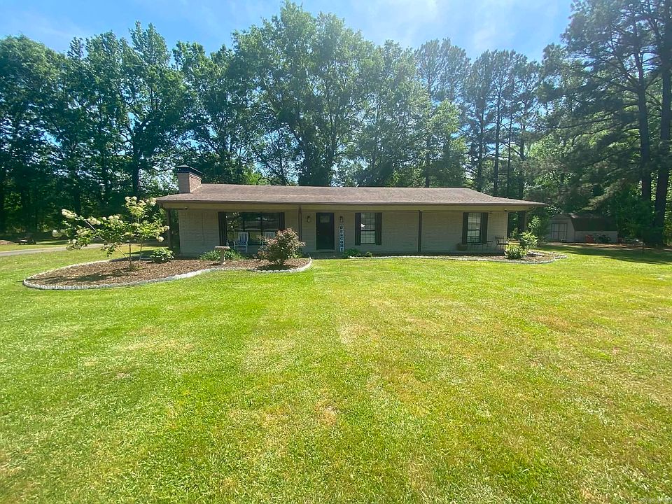 1st image of 9 Snowden Cir