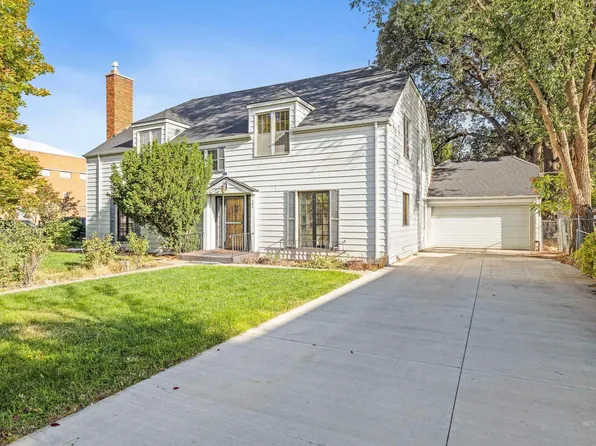 705 Maple St, Buhl, ID 83316