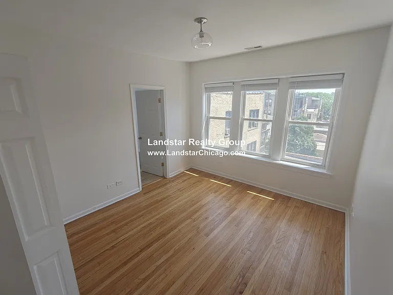 3743 W Argyle St #3 — Photo 8