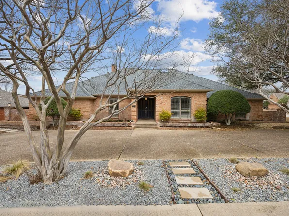 5903 Twin Coves St, Dallas, TX 75248